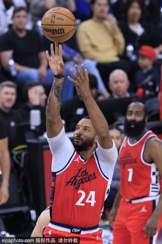 皇冠信用盘押金多少_快船、热火、爵士三方交易:约翰·柯林斯加盟快船的深远影响