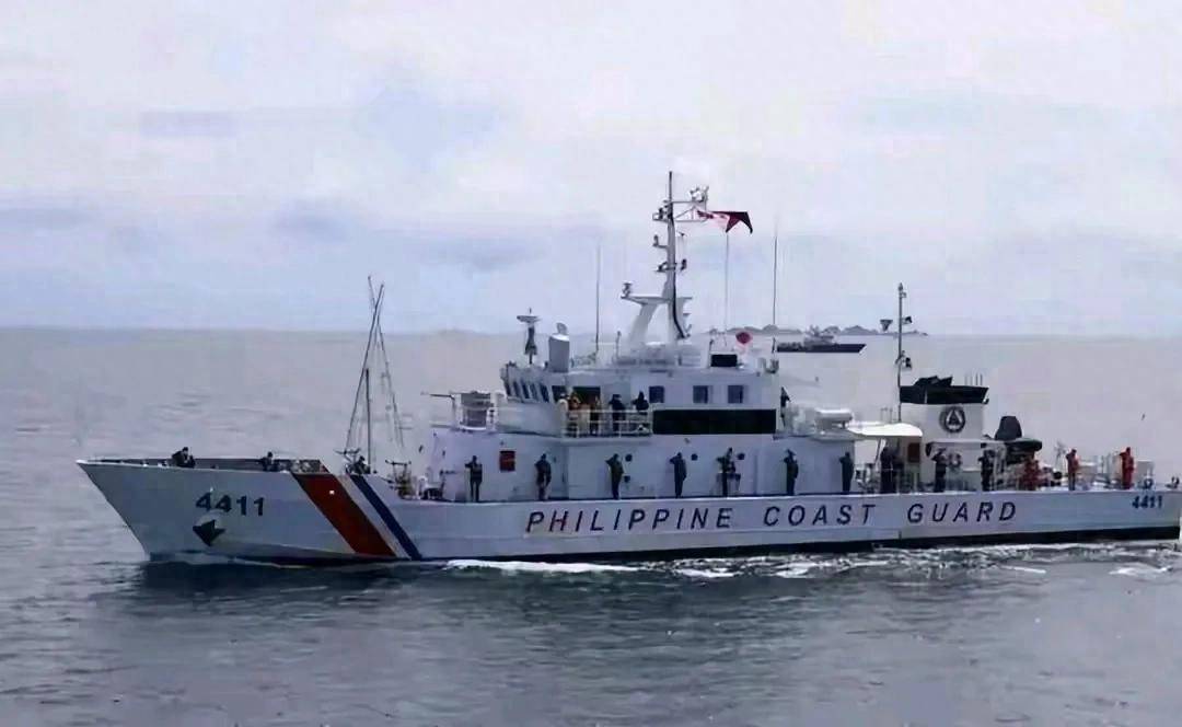 皇冠皇冠信用网代理_菲律宾大船高速冲撞中国海警艇？中方公布视频皇冠皇冠信用网代理，才知菲方闯了多大祸