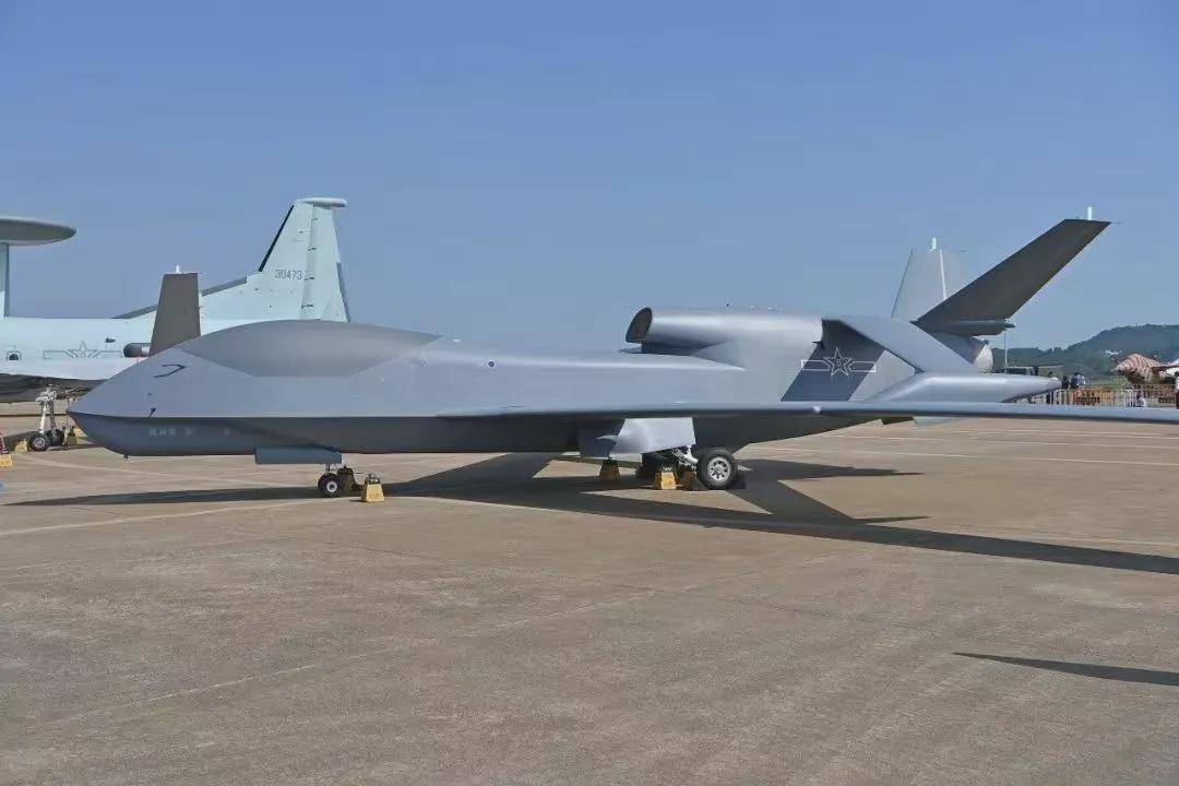 皇冠会员如何申请_首度公开皇冠会员如何申请！歼-9开创先河