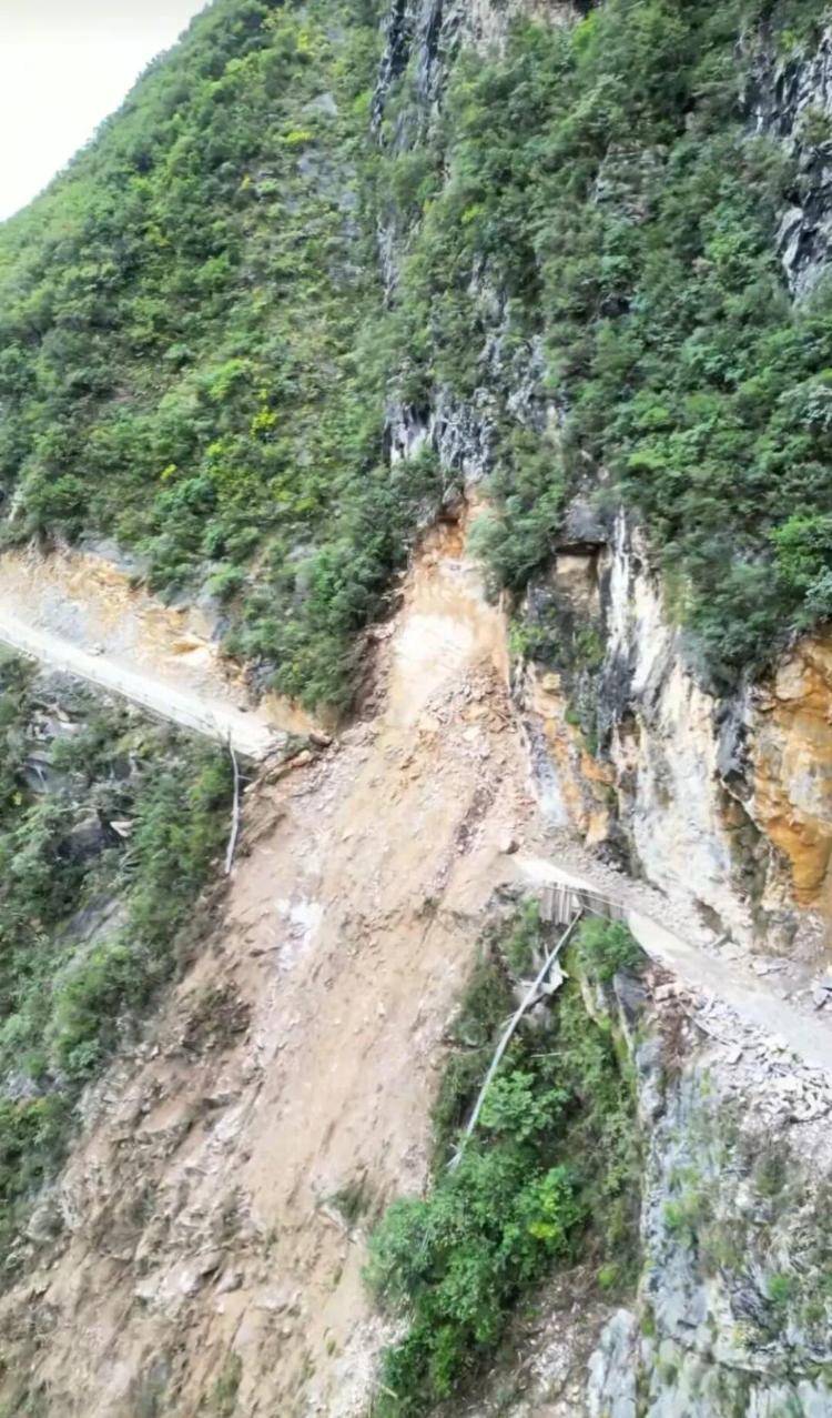 利斯菲体育会PE vS 尤文都德RS
_重庆网红“挂壁公路”垮塌利斯菲体育会PE vS 尤文都德RS
,附近村民外出绕行已半月盼修复,当地:已完成排危,正在修