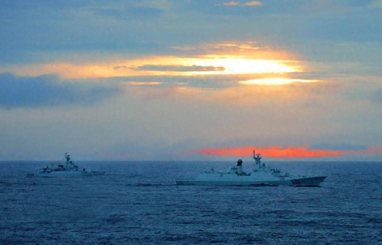 2026世界杯直通名额已确定32席
_中国在黄海三天实弹演习2026世界杯直通名额已确定32席
,外资紧急撤离出日本,日官员已抵华,高市早苗想体面认输?