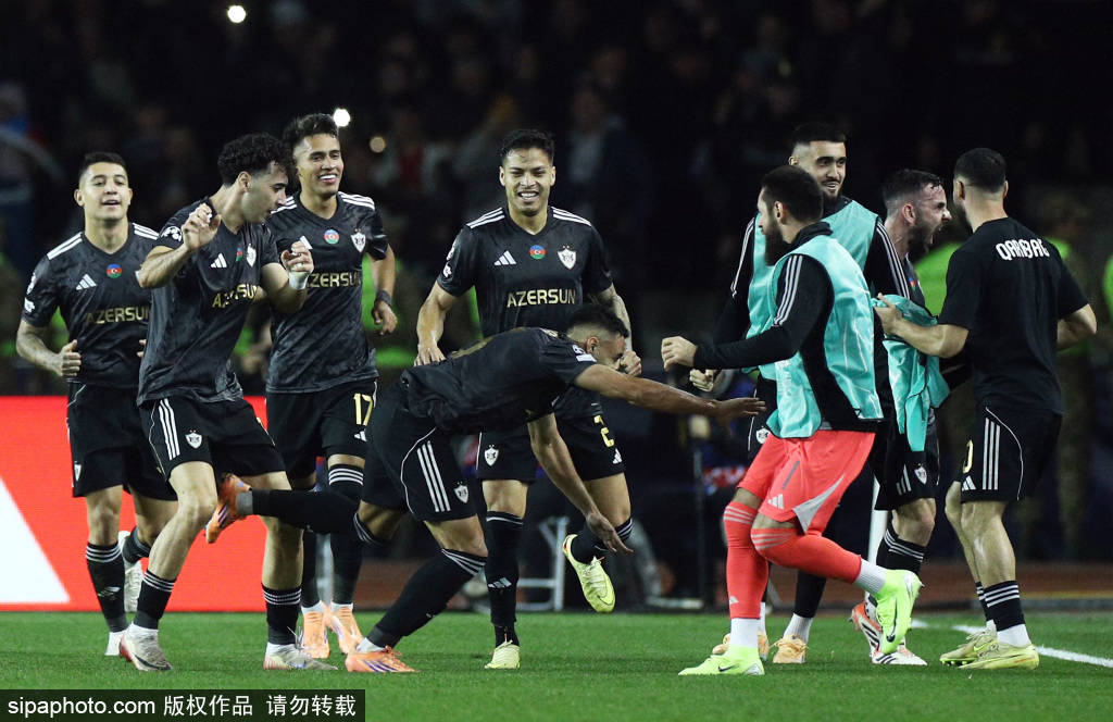 皇冠信用网怎么弄_仅登场10分钟！汪士钦拉倒对手+上前再怒推一把皇冠信用网怎么弄，被直红罚下！