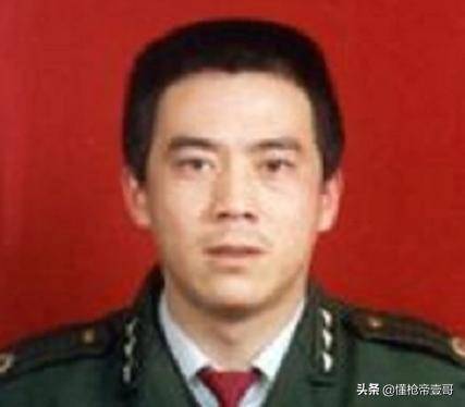 皇冠信用网在线申请_无间道？山西警察中队长抢运钞车皇冠信用网在线申请，被同事百发子弹乱枪击毙