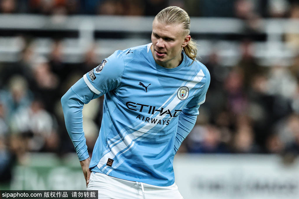 体育皇冠信用网_观战台：阿森纳大战切尔西 曼城巴萨利物浦盼止颓势