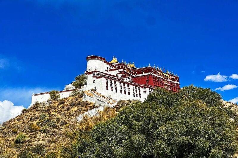 欧洲附加赛D组_扬泰机场拉萨航线成功首航欧洲附加赛D组，扬泰两市与雪域高原架起空中金桥