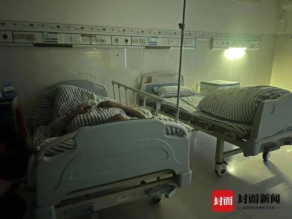 皇冠信用盘开户
_广西男子因咳嗽入院仅两天突发躁狂离世皇冠信用盘开户
,当地卫健委介入
