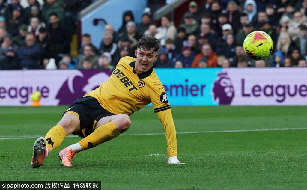 皇冠信用网最新地址_阿森纳锋线之争:约克雷斯主力位置受挑战皇冠信用网最新地址,热苏斯归来引发战术变革