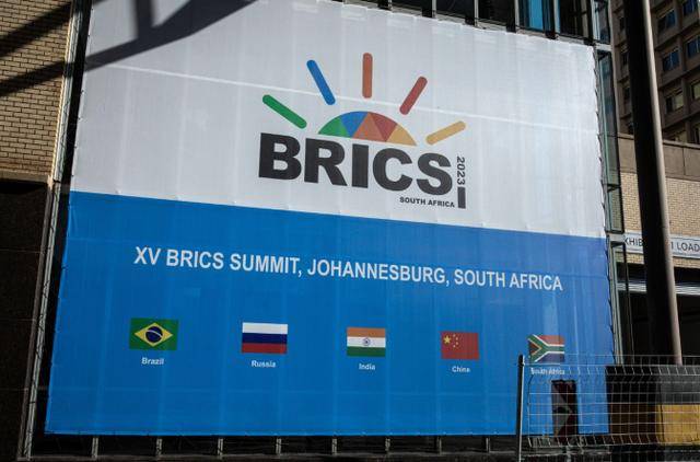 皇冠信用网代理_朝鲜发射两枚导弹皇冠信用网代理,金正恩决不重蹈马杜罗覆辙,日本开始悄悄后缩