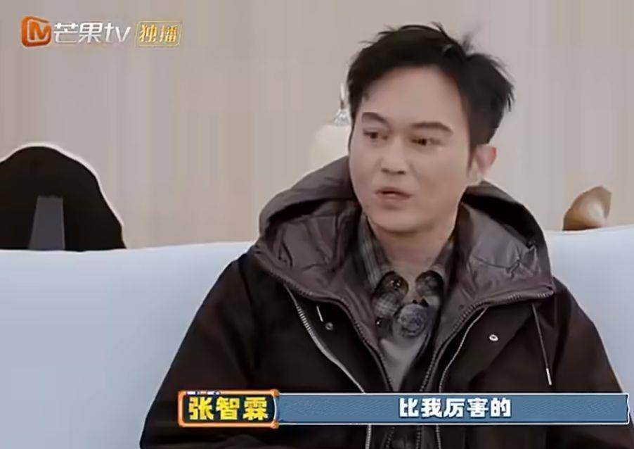 皇冠信用平台出租出售_张智霖、袁咏仪的儿子在《歌手2025》实习时给陈楚生做过“光替”皇冠信用平台出租出售，张智霖骄傲告诉陈楚生：儿子是学音乐的，乐器、创作、编曲都会，“比我厉害”